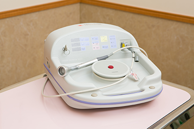 レーザー治療器